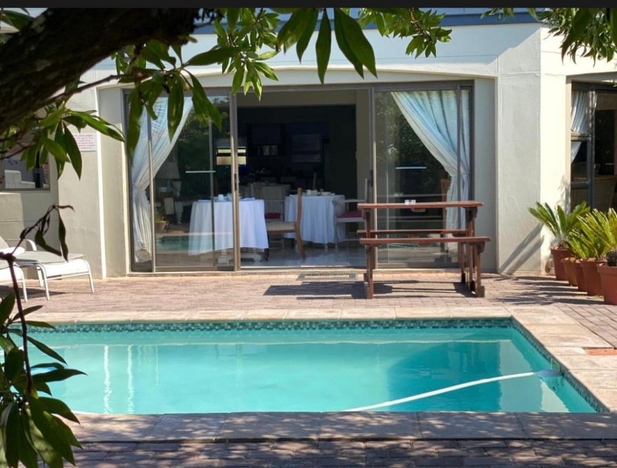 8 Bedroom Property for Sale in Myburgh Park Western Cape